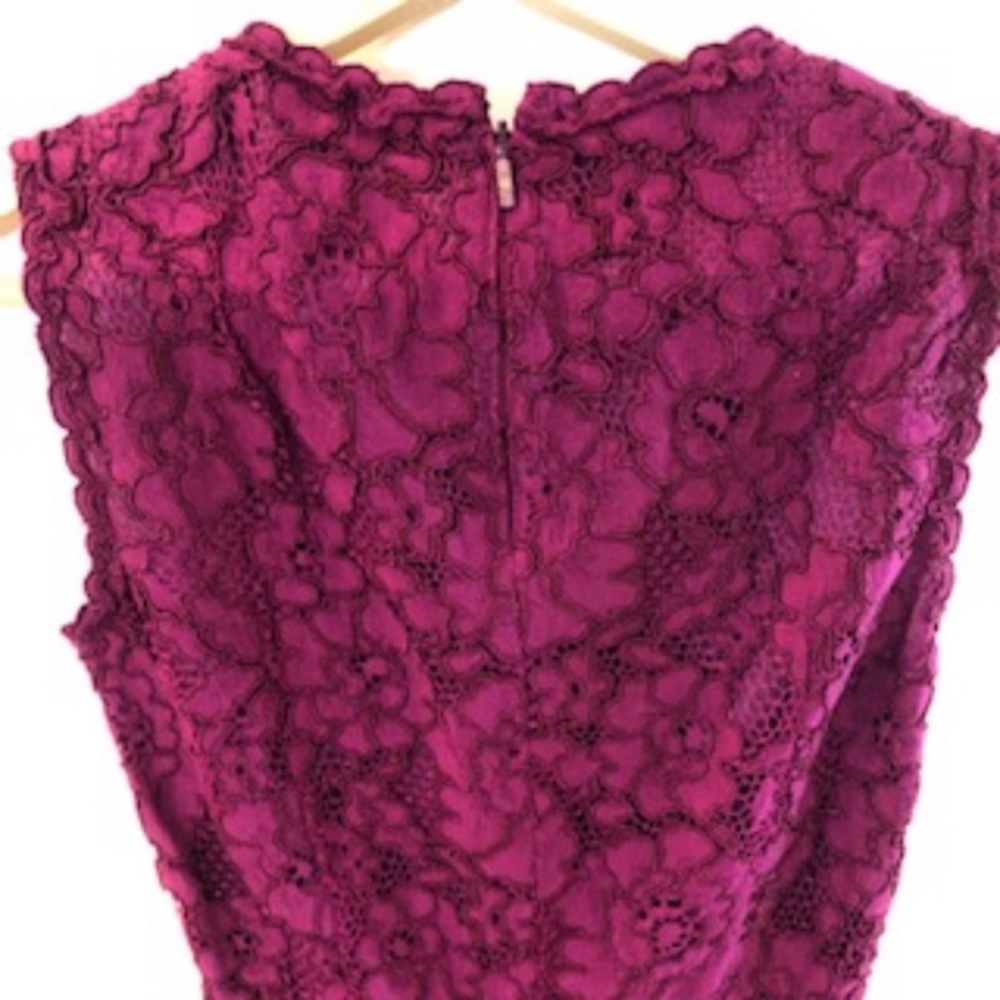 NWT lacy Carolina Herrera dress! - Picture 2 of 5